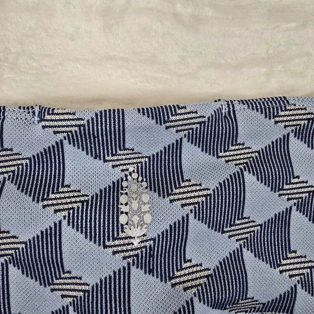 Free People Movement Women's Blue Geo Print Capri Leggings Sz‎ M